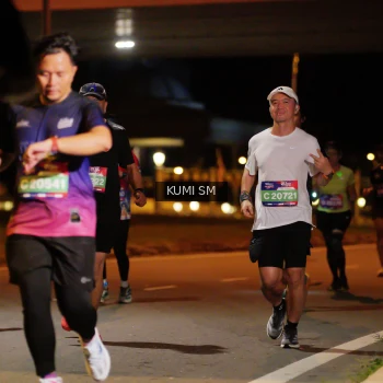 Runner Photo 3712106