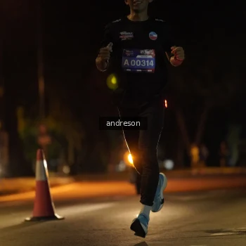 Runner Photo 3712121