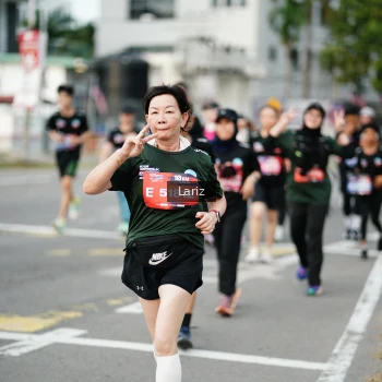 Runner Photo 3712185