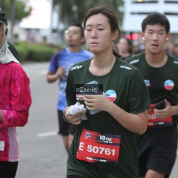 Runner Photo 3712200