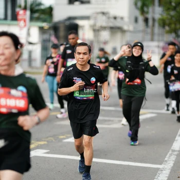 Runner Photo 3712202