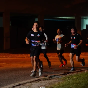 Runner Photo 3712239
