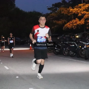 Runner Photo 3712260