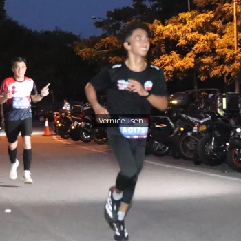 Runner Photo 3712268