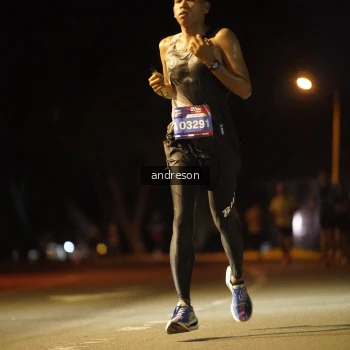 Runner Photo 3712324