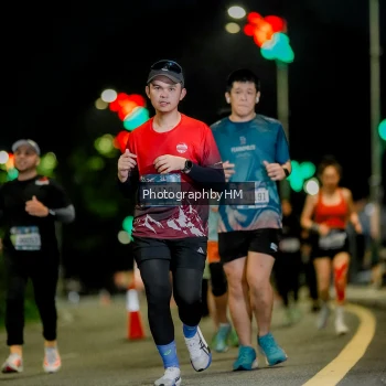 Runner Photo 3712333