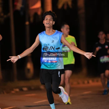 Runner Photo 3712343