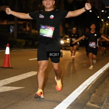 Runner Photo 3712375