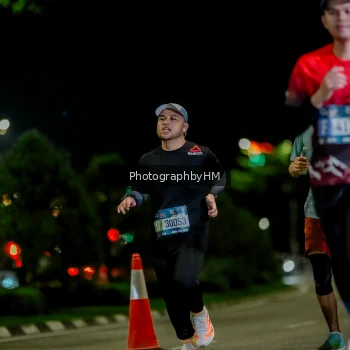 Runner Photo 3712391