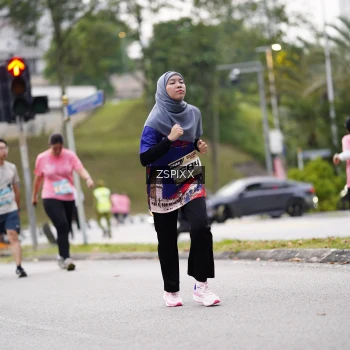 Runner Photo 3712407