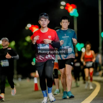 Runner Photo 3712409