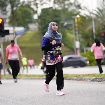 Runner Photo 3712410