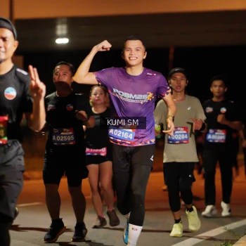 Runner Photo 3712415