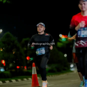 Runner Photo 3712418