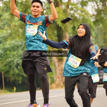 Runner Photo 3712429