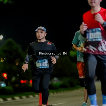 Runner Photo 3712436