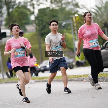 Runner Photo 3712441