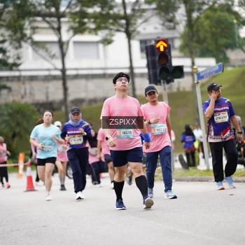 Runner Photo 3712523