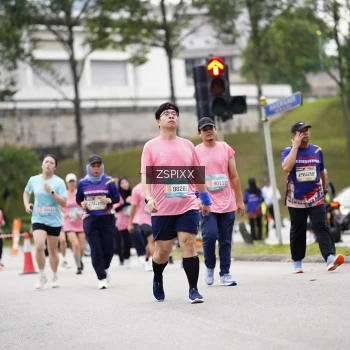Runner Photo 3712529