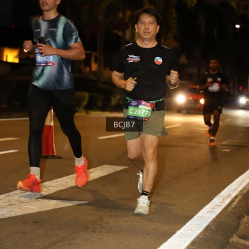 Runner Photo 3712535