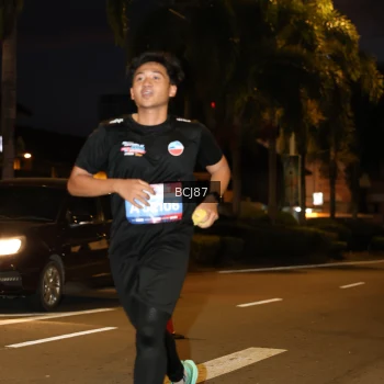 Runner Photo 3712555