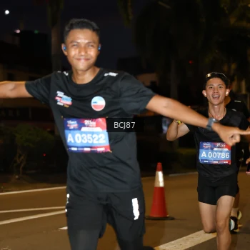 Runner Photo 3712589