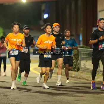 Runner Photo 3712593