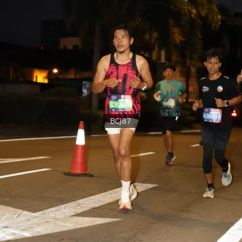 Runner Photo 3712640