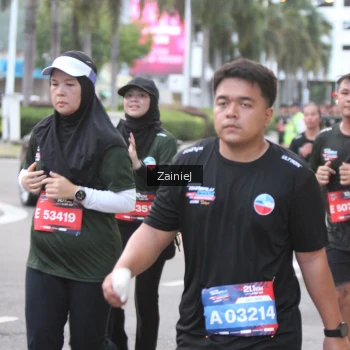 Runner Photo 3712665