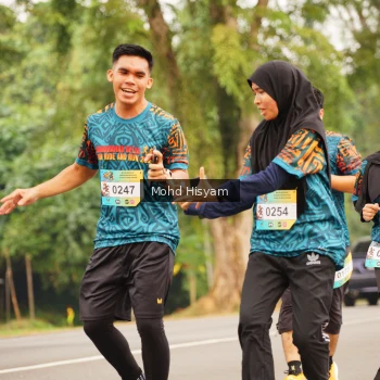 Runner Photo 3712685