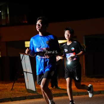 Runner Photo 3712702