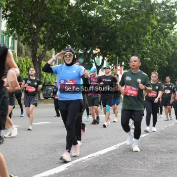 Runner Photo 3712703