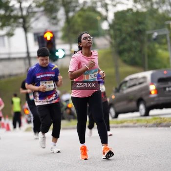 Runner Photo 3712721