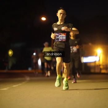 Runner Photo 3712731