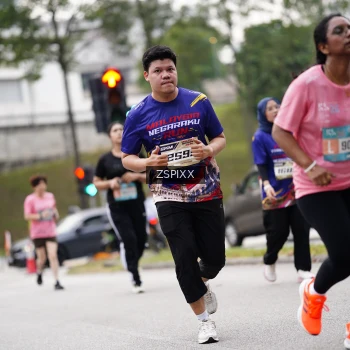 Runner Photo 3712748
