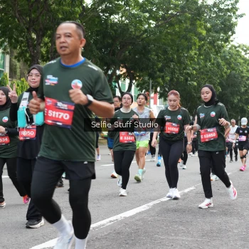 Runner Photo 3712765