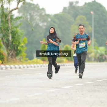 Runner Photo 3712802