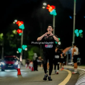 Runner Photo 3712839