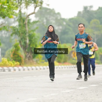 Runner Photo 3712882