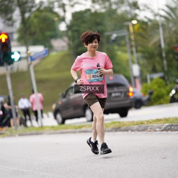 Runner Photo 3712889