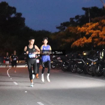 Runner Photo 3712962