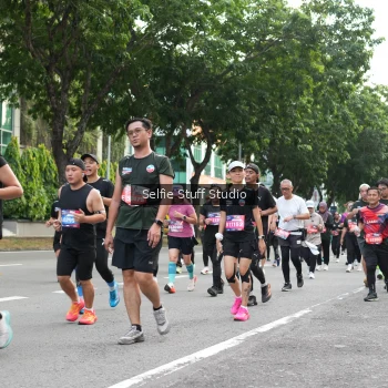 Runner Photo 3712974