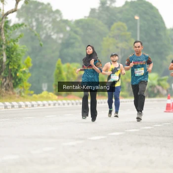 Runner Photo 3712985