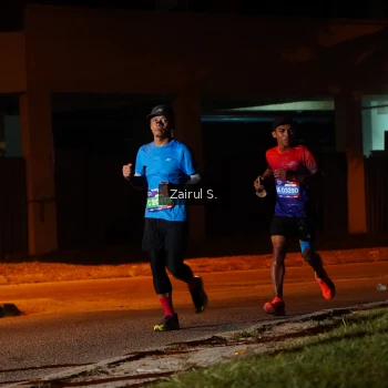Runner Photo 3712990