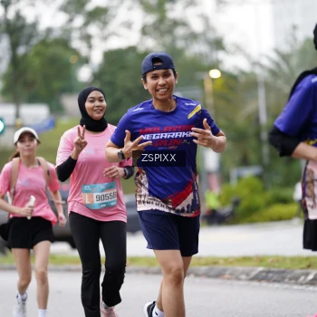 Runner Photo 3712992