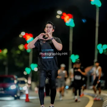 Runner Photo 3712993