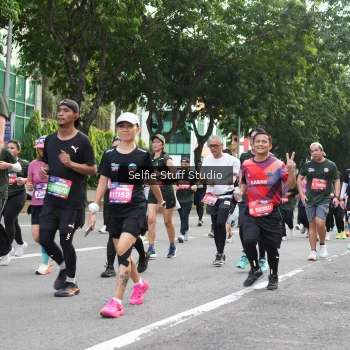 Runner Photo 3713010