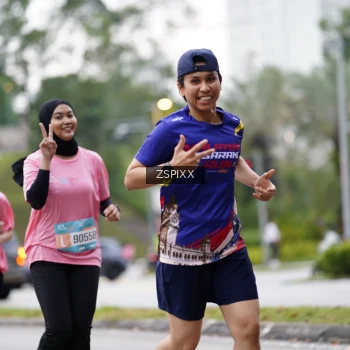 Runner Photo 3713015