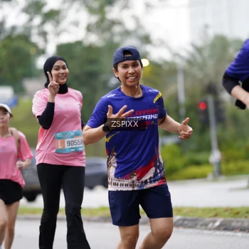 Runner Photo 3713021