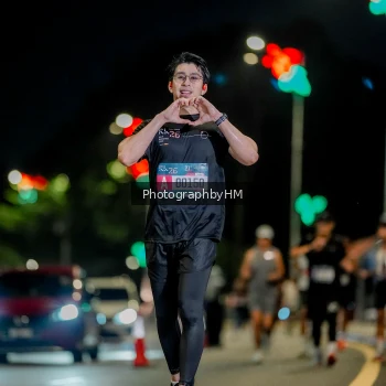 Runner Photo 3713076